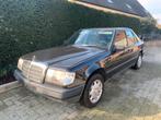 Mercedes-Benz oldtimer W124, Auto's, Automaat, Particulier, 190-Serie, Te koop