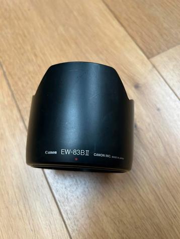 Lenskap Canon EW83B2 beschikbaar voor biedingen
