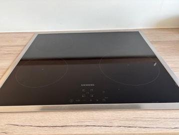 Taque à induction Siemens état neuf modèle EU645BEB1E, Electroménager, 4 zones de cuisson, Encastré, Comme neuf, Enlèvement