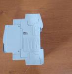 Contacteur Hager ESC425 4 Pôles 25A, Bricolage & Construction, Enlèvement, Comme neuf, Autres types