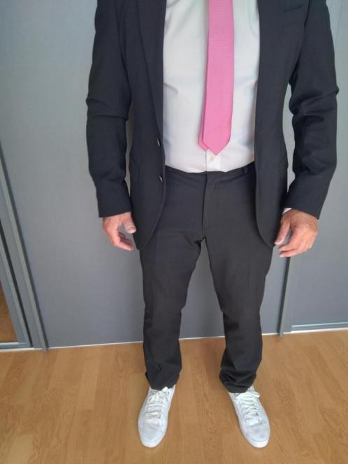 Nieuw kwalitatief zwart Kostuum merk Greiff, Kleding | Heren, Kostuums en vesten, Nieuw, Maat 46 (S) of kleiner, Zwart, Ophalen