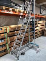 Rollende trap met 4 wielen met rem - 9 treden -, Doe-het-zelf en Bouw, Ladders en Trappen, Ophalen, Gebruikt, Trap