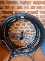 200km - Roues gravel SHIMANO G1800 SPLINE, Vélos & Vélomoteurs