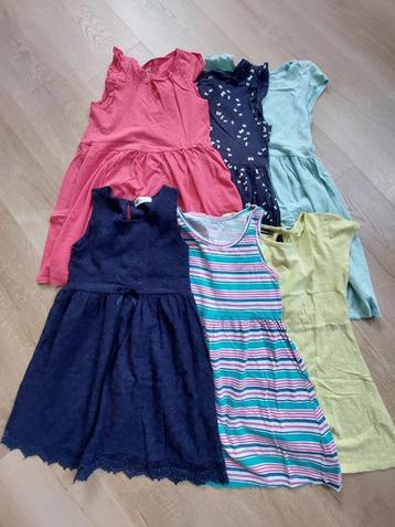 Vêtements pour filles 8-9 ans (taille 134) beschikbaar voor biedingen