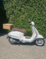 Vespa Primavera - uitstekende staat, Fietsen en Brommers, Scooters | Vespa, Ophalen, Benzine, Klasse B (45 km/u), Zo goed als nieuw