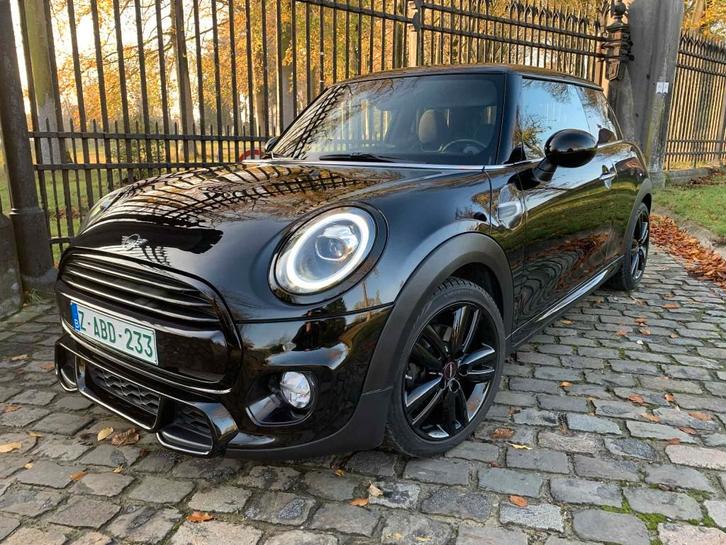mini cooper **JCW kit ** 4/2018 **black edition ** led *pdc*, Auto's, Mini, Bedrijf, Te koop, Cooper S, ABS, Airbags, Airconditioning