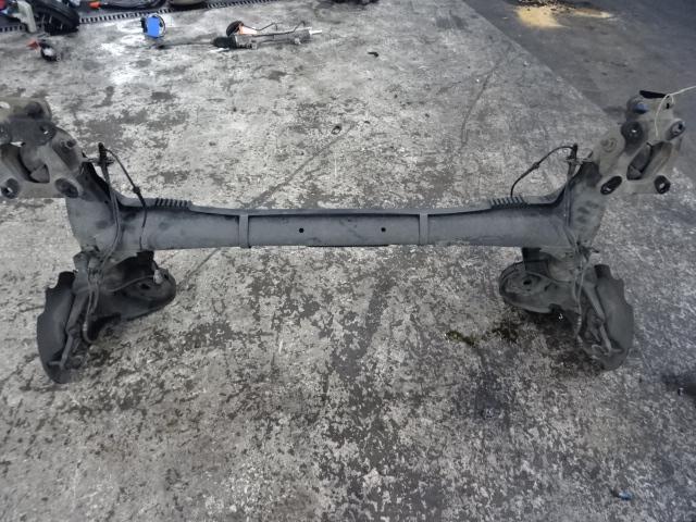 ACHTERAS Peugeot Partner (GC / GF / GG / GJ / GK), Auto-onderdelen, Remmen en Aandrijving, Peugeot, Gebruikt