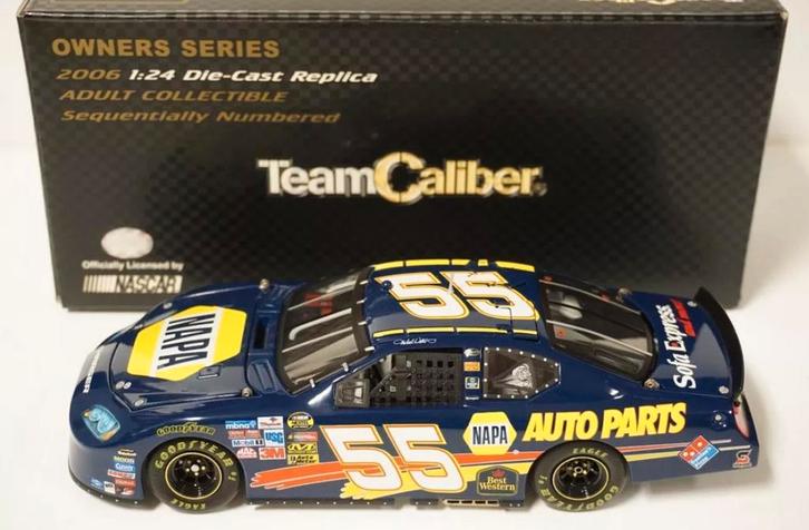 🏁 Zeldzame 1:24 NASCAR dodge charger Michael Walltrip NAPA, Hobby en Vrije tijd, Modelauto's | 1:24, Zo goed als nieuw, Ophalen of Verzenden