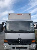 Paardenvrachtwagen Mercedes, Ophalen, Gebruikt, Aluminium, 3-paards trailer