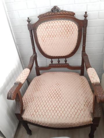 Fauteuil beschikbaar voor biedingen