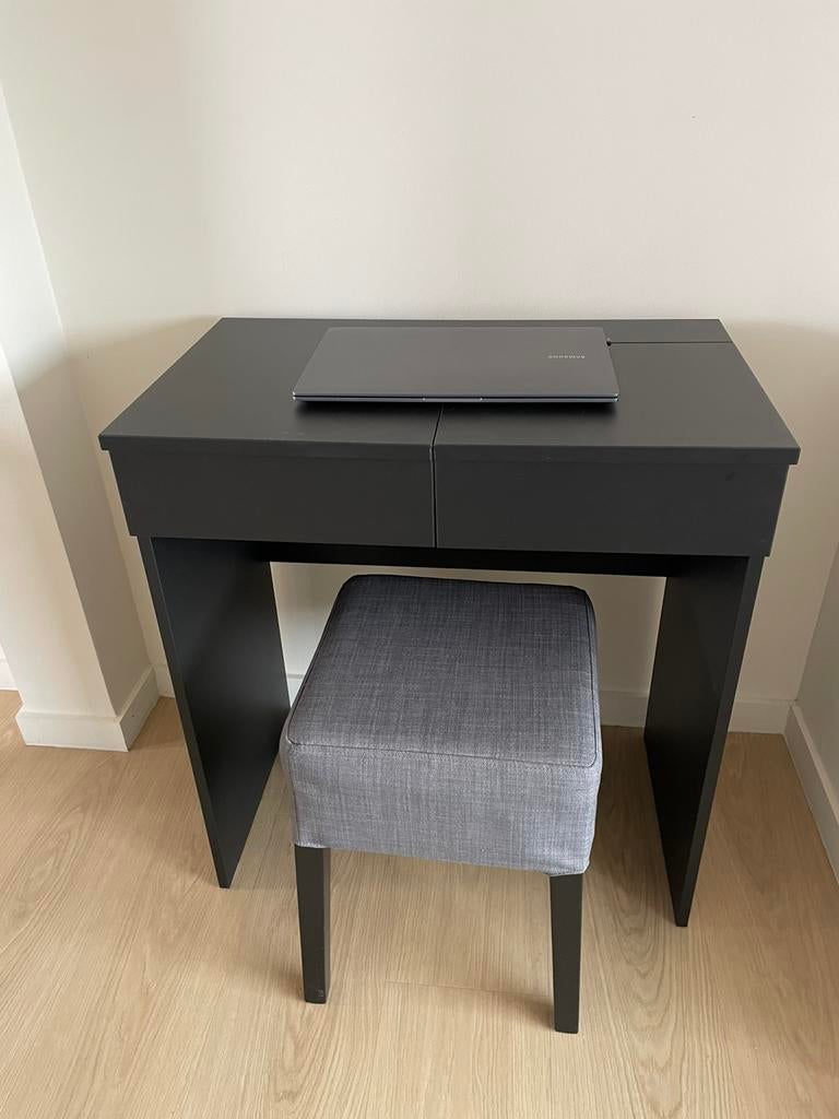 Zwarte Ikea Brimnes bureau / kaptafel, Huis en Inrichting, Bureaus, Zo goed als nieuw, Ophalen