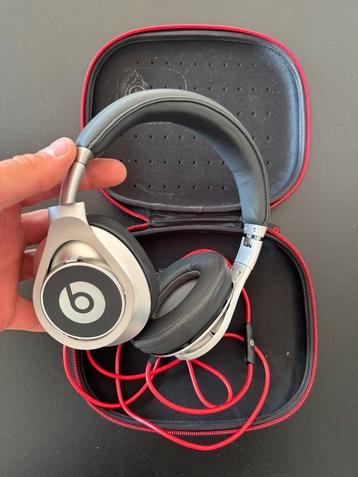 Beats by Dr. Dre Executive Koptelefoon (doos & accessoires) beschikbaar voor biedingen