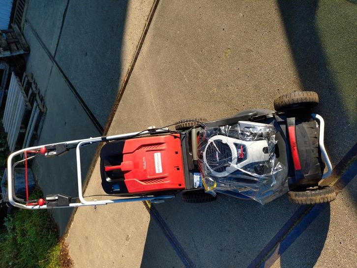 Grasmaaier Efco, Tuin en Terras, Grasmaaiers, Zo goed als nieuw, Ophalen