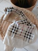 Burberry - zijde sjaaltje/foulard, Burberry, Ophalen of Verzenden, Zo goed als nieuw