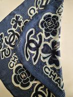 Zijden foulard Chanel, Kleding | Dames, Mutsen, Sjaals en Handschoenen, Gedragen, Ophalen of Verzenden