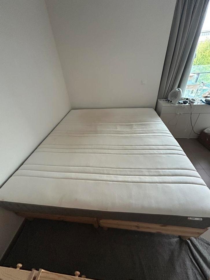 Matelas IKEA HÖVÅG 200 cm — bon état, Huis en Inrichting, Slaapkamer | Bedden, Zo goed als nieuw, 200 cm, Ophalen