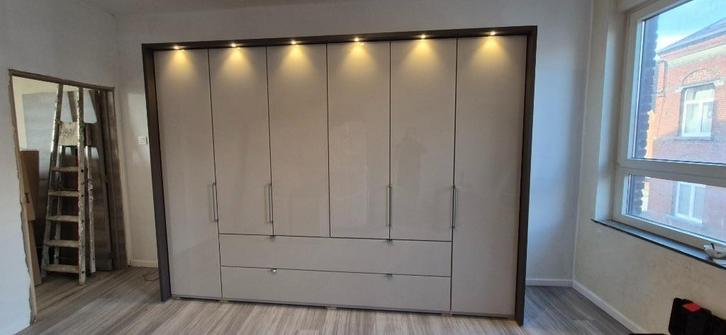 Monteur De Meubles, Huis en Inrichting, Kasten | Roldeurkasten en Archiefkasten, Nieuw, 200 cm of meer, 200 cm of meer, Ophalen