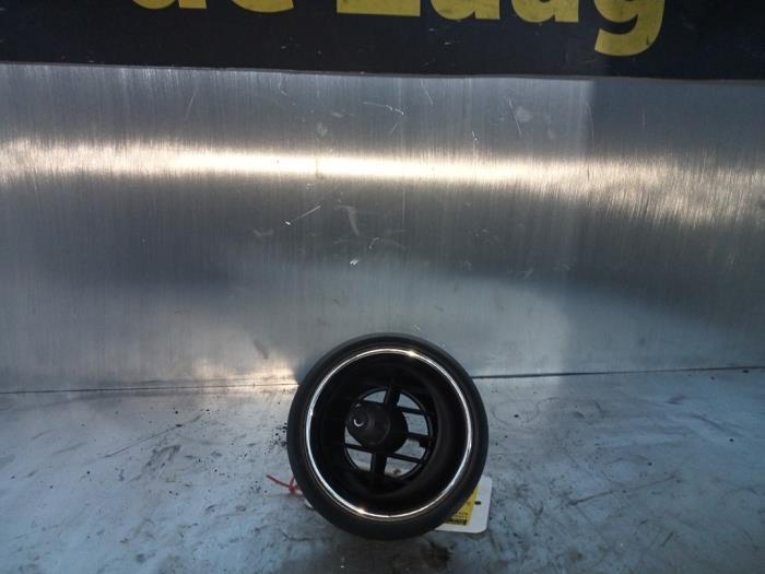 Grille aération tableau de bord d'un Mini Countryman, Autos : Pièces & Accessoires, Tableau de bord & Interrupteurs, Mini, Utilisé