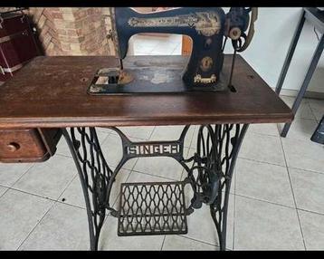 Singer naaimachine antiek beschikbaar voor biedingen
