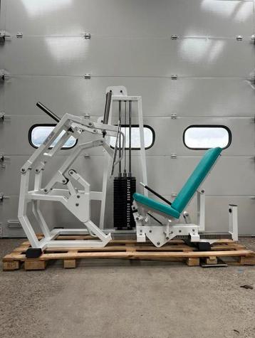 First Class Leg Press / Legpress pin en plate loaded 50 mm beschikbaar voor biedingen