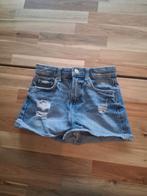 Short fille C&A 9 ans, Enlèvement, Comme neuf