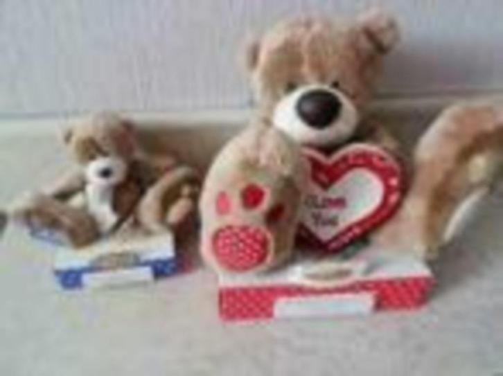 Knuffel beertjes met hartje, Kinderen en Baby's, Speelgoed | Knuffels en Pluche, Zo goed als nieuw, Ophalen of Verzenden