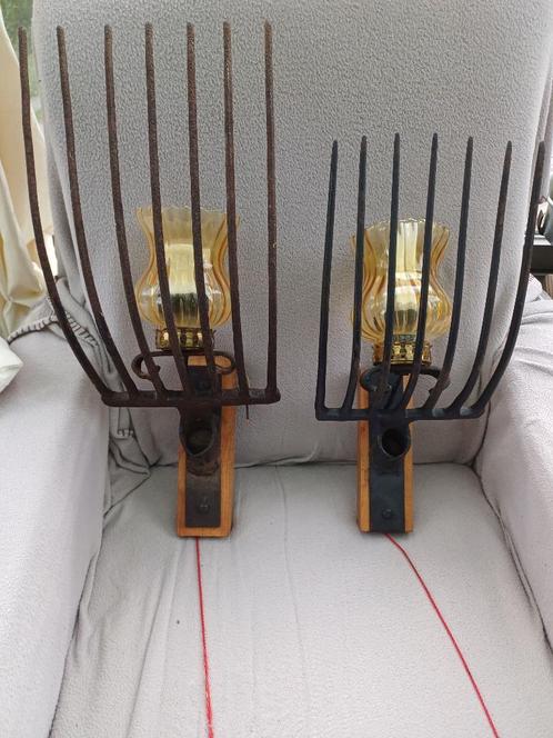 2 appliques lumineuses artisanales, Huis en Inrichting, Lampen | Wandlampen, Gebruikt, Glas, Hout, Ophalen