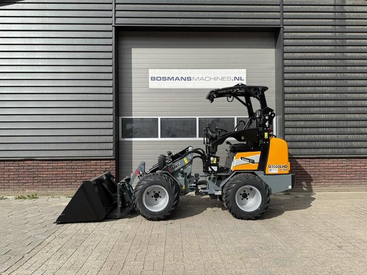 Giant G1500 L HD X-TRA minishovel / kniklader NIEUW, Zakelijke goederen, Machines en Bouw | Kranen en Graafmachines, Wiellader of Shovel