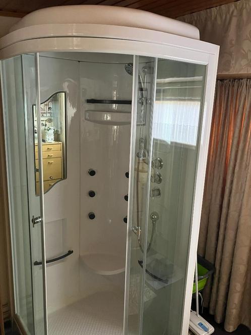 Douchecabine 90 x 90 kwart rond, Huis en Inrichting, Badkamer | Complete badkamers, Zo goed als nieuw, Met douche, Ophalen
