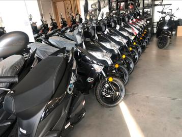 Neco scooters grandioze stock deals by Deforce Roeselare beschikbaar voor biedingen
