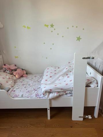 Bedrand / bedsteun voor kinderbed, Ophalen