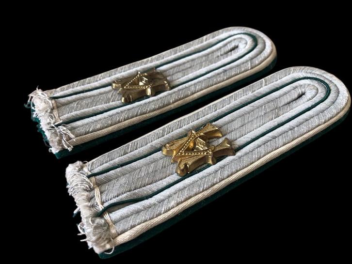 WH WW2 beamter auf kriegsdauer schulterklappen, Verzamelen, Militaria | Tweede Wereldoorlog, Ophalen of Verzenden