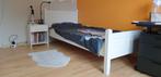 Stoere houten witte kinderkamer (bed, nachtkastje, kast), Kinderen en Baby's, Kinderkamer | Complete kinderkamers, Ophalen, Gebruikt