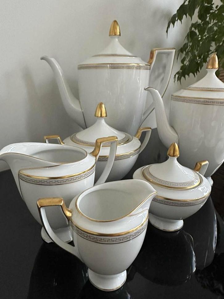 service avec finition dorée H&C Bavaria, Antiquités & Art, Antiquités | Services (vaisselle) complet, Enlèvement