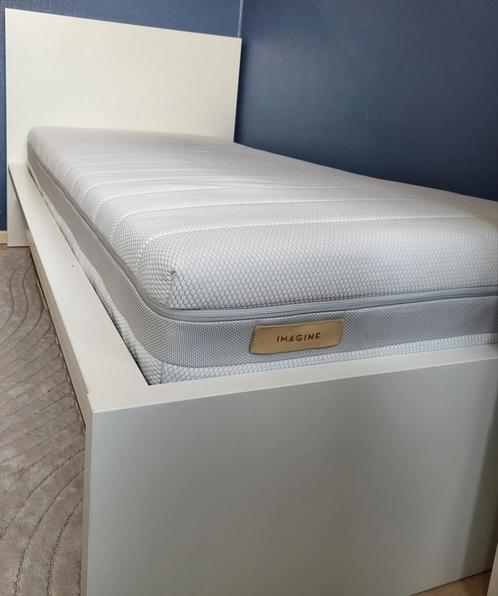 Éénpersoonsbed, Huis en Inrichting, Slaapkamer | Bedden, Zo goed als nieuw, 200 cm, Verstelbaar, Ophalen