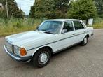 Mercedes 200D W123 176000km / servostuur, 4 deurs, Stof, Wit, Mercedes-Benz