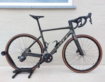 Racefiets Scott Addict 10 *Sram Rival AXS -12Sp *8/2024 beschikbaar voor biedingen