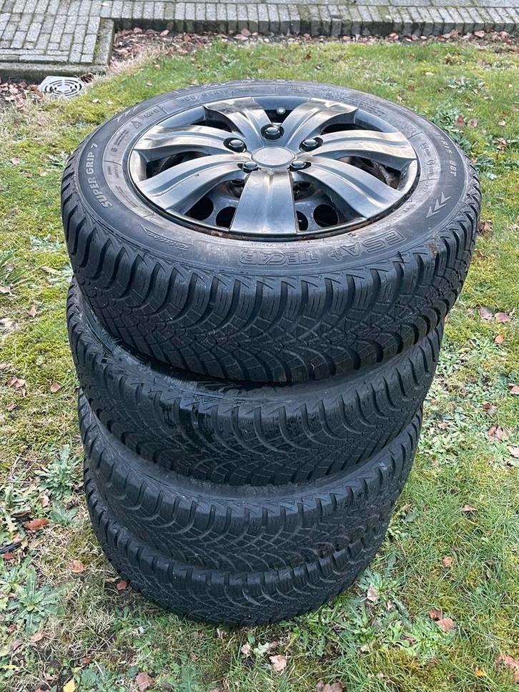 Winterbanden Opel Corsa 185/65R15 6Jx15H2 ET39 7.5mm profiel, Auto-onderdelen, Banden en Velgen, Banden en Velgen, Winterbanden