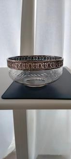 Saladier en verre et monture en métal argenté avec frises, Ophalen, Zo goed als nieuw, Glas, Tafelblad