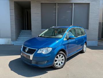 Volkswagen Touran/Automatique/2010/156 000 km, Autos, Euro 5, Achat, Beige, Entreprise