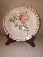 Assiette en porcelaine avec fleur rose, Enlèvement ou Envoi