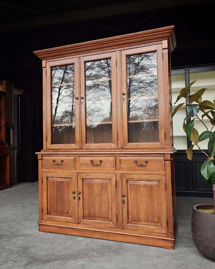 Eikenhouten winkelkast | Zeer mooie  Buffetkast #2619, Antiquités & Art, Antiquités | Meubles | Armoires, Enlèvement ou Envoi