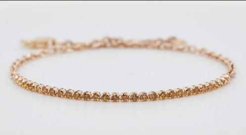 **Stijlvolle 14K Geelgouden Armband met 30 Diamanten - 0.48c, Handtassen en Accessoires, Armbanden, Nieuw, Goud, Met edelsteen