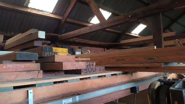 Houttimmerwerk  - Werkplaats stopgezet, Zakelijke goederen, Stock en Retail | Partijen goederen, Tuin en Doe-het-zelf, Ophalen