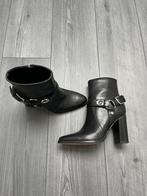 Nieuwstaat! Enkellaarsjes Guess maatje 36, Kleding | Dames, Schoenen, Guess, Zwart, Lage of Enkellaarzen, Ophalen of Verzenden