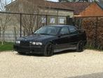 BMW E36 318i, Autos, BMW, Berline, Toit ouvrant, Noir, Automatique