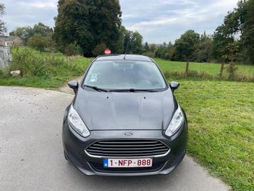 Ford fiesta 2016 - excellent état - 95000km