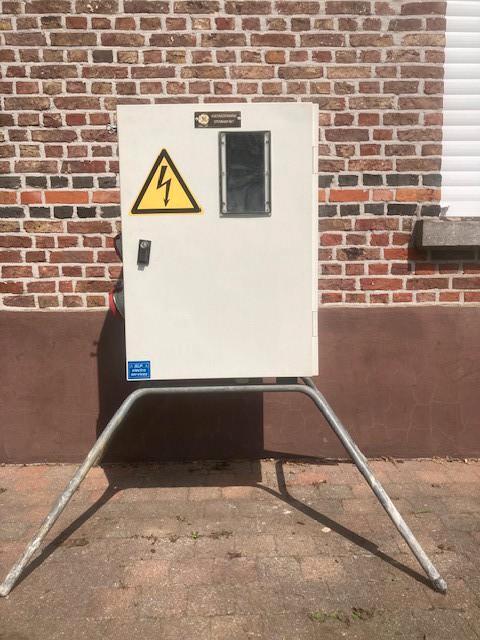 Werfkast voor werfstroom, Doe-het-zelf en Bouw, Elektriciteit en Kabels, Gebruikt, Ophalen