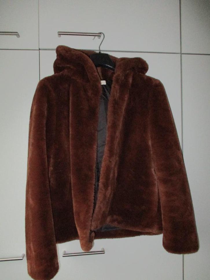 Zachte winterjas, als nieuw, Maat M, Camaïeu, Kleding | Dames, Jassen | Winter, Zo goed als nieuw, Maat 38/40 (M), Bruin, Ophalen of Verzenden