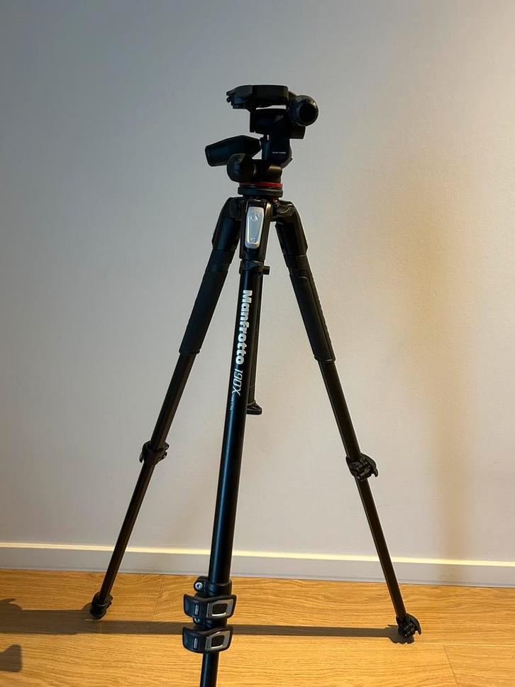 Manfrotto MK190X3-3W1 + 804 II 3-Way Head + hoes, TV, Hi-fi & Vidéo, Photo | Trépieds & Rotules, Comme neuf, Rotule, Enlèvement ou Envoi